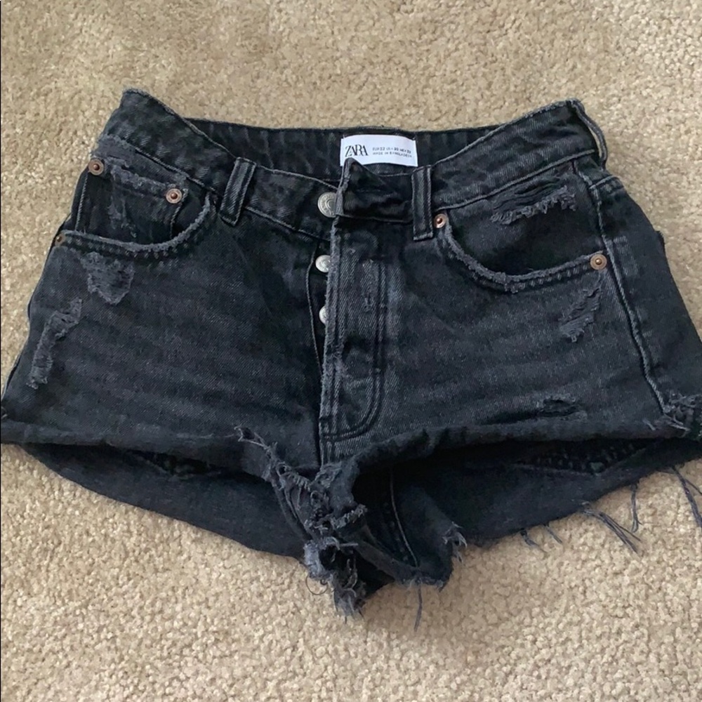 zara black jean shorts
